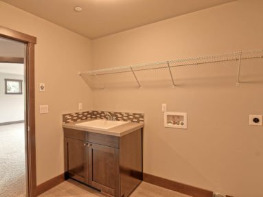 The Reserve at Dutch Hill (Lot 22) | Apex Homes | Beautiful, Functional, Quality Homes Built in the Pacific Northwest by Mark Cumming